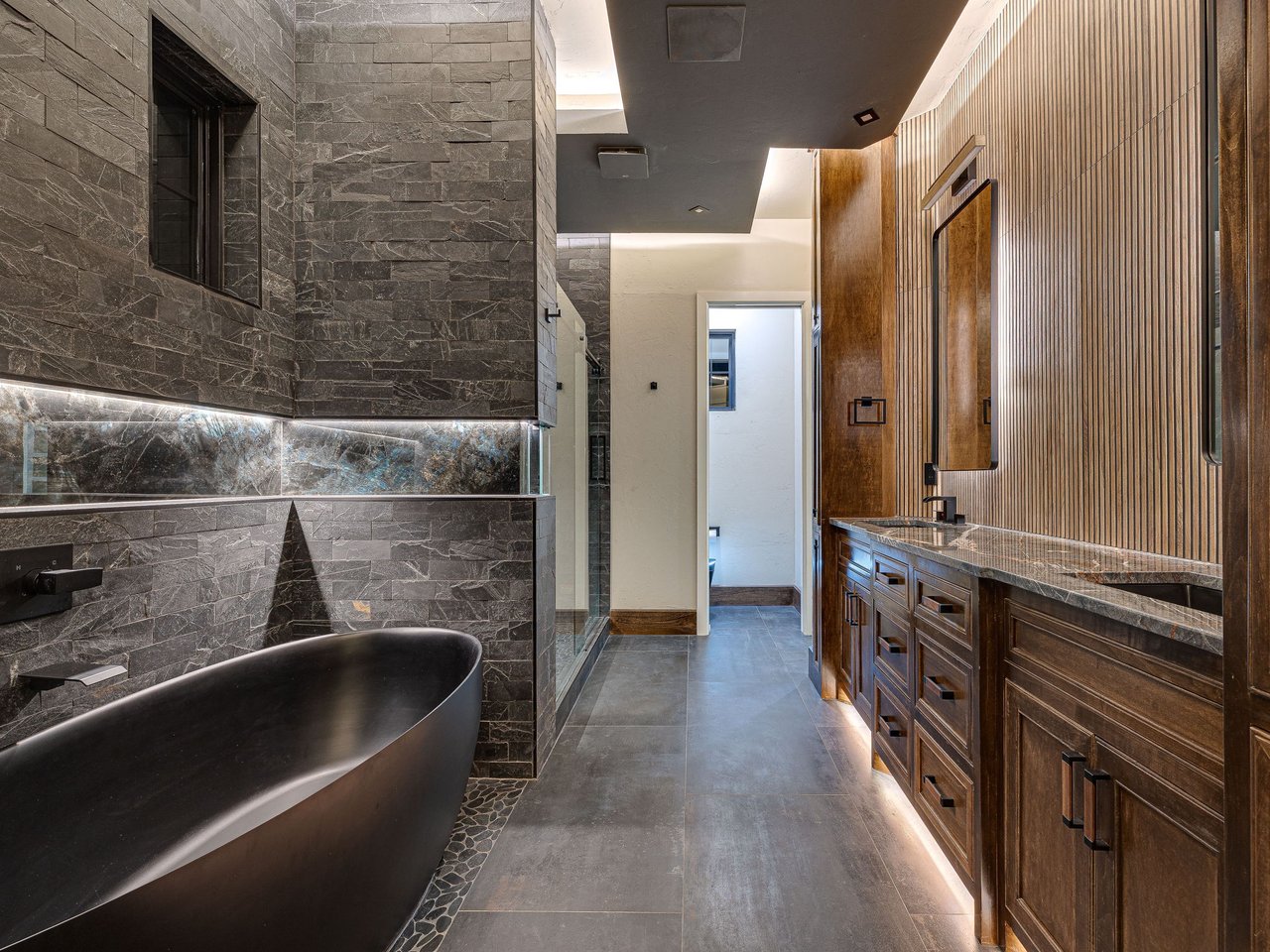 The Diamond Lodge in Mustang, Oklahoma: A Modern Mountain Masterpiece on Cimarron - Wyatt Poindexter - The Agency Oklahoma