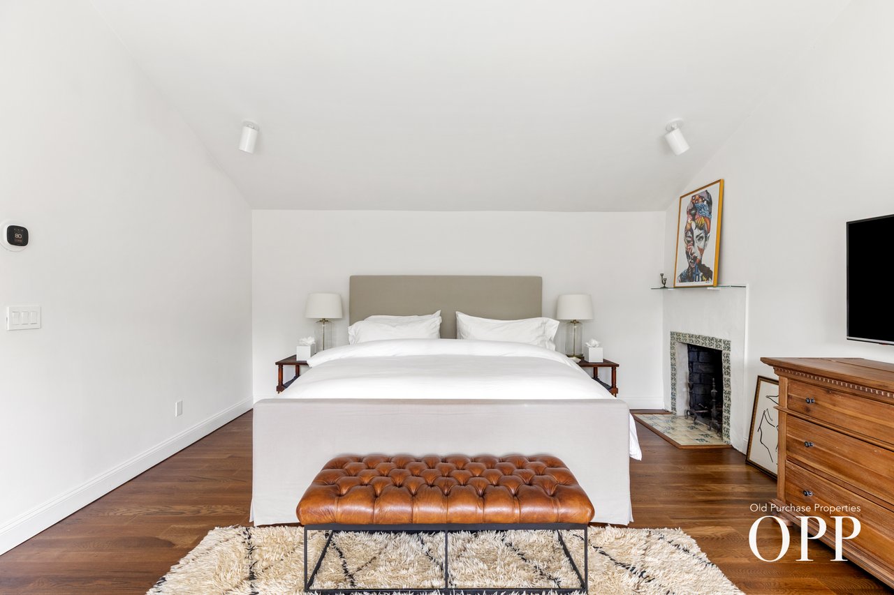 A Timeless Brookhaven Hamlet Retreat