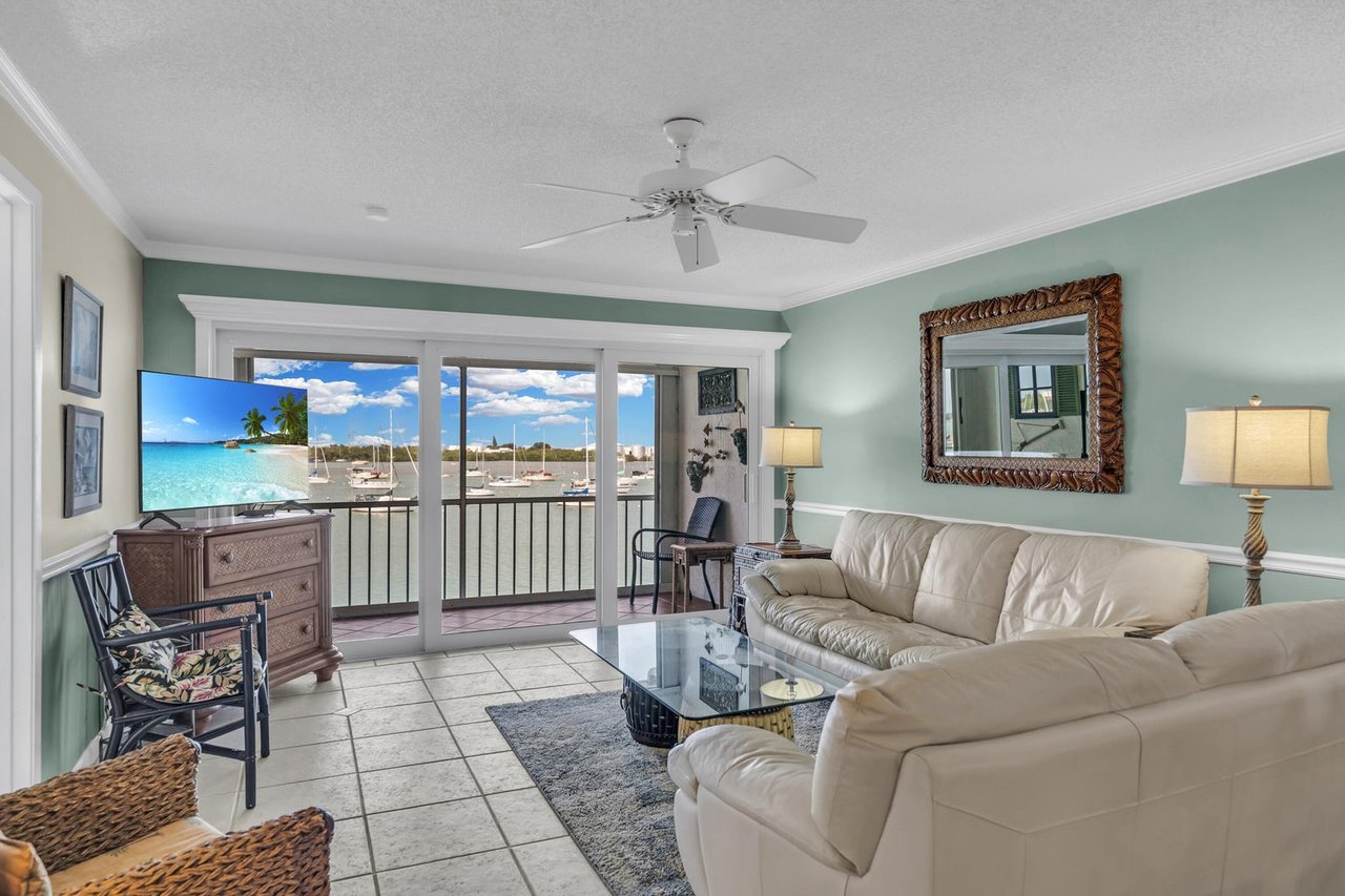 1505 Sombrero Blvd 301