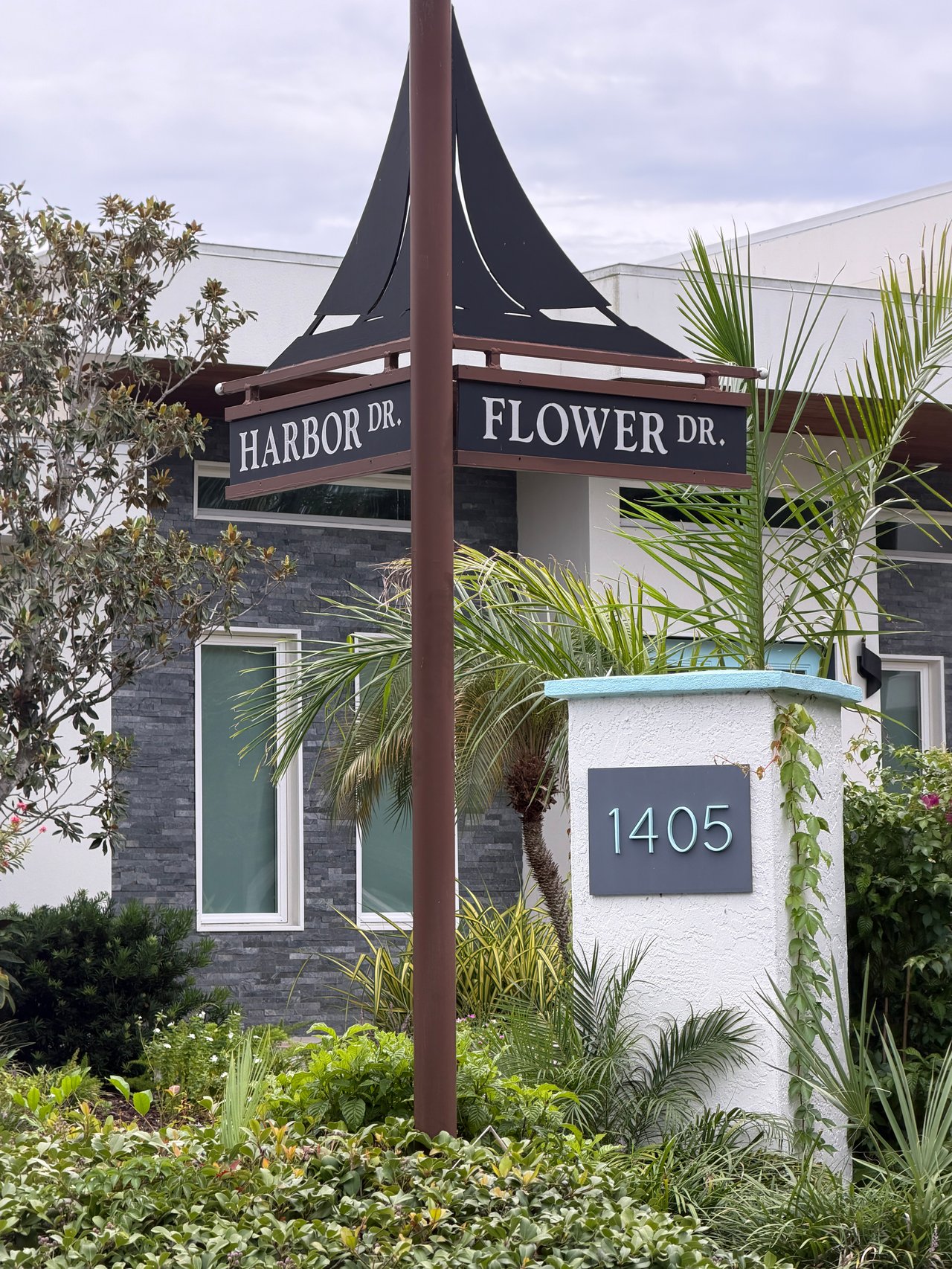 Harbor Acres