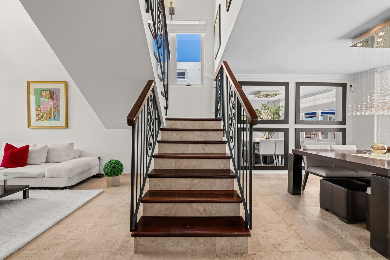 Urb. Estancias Reales | Guaynabo, P.R.