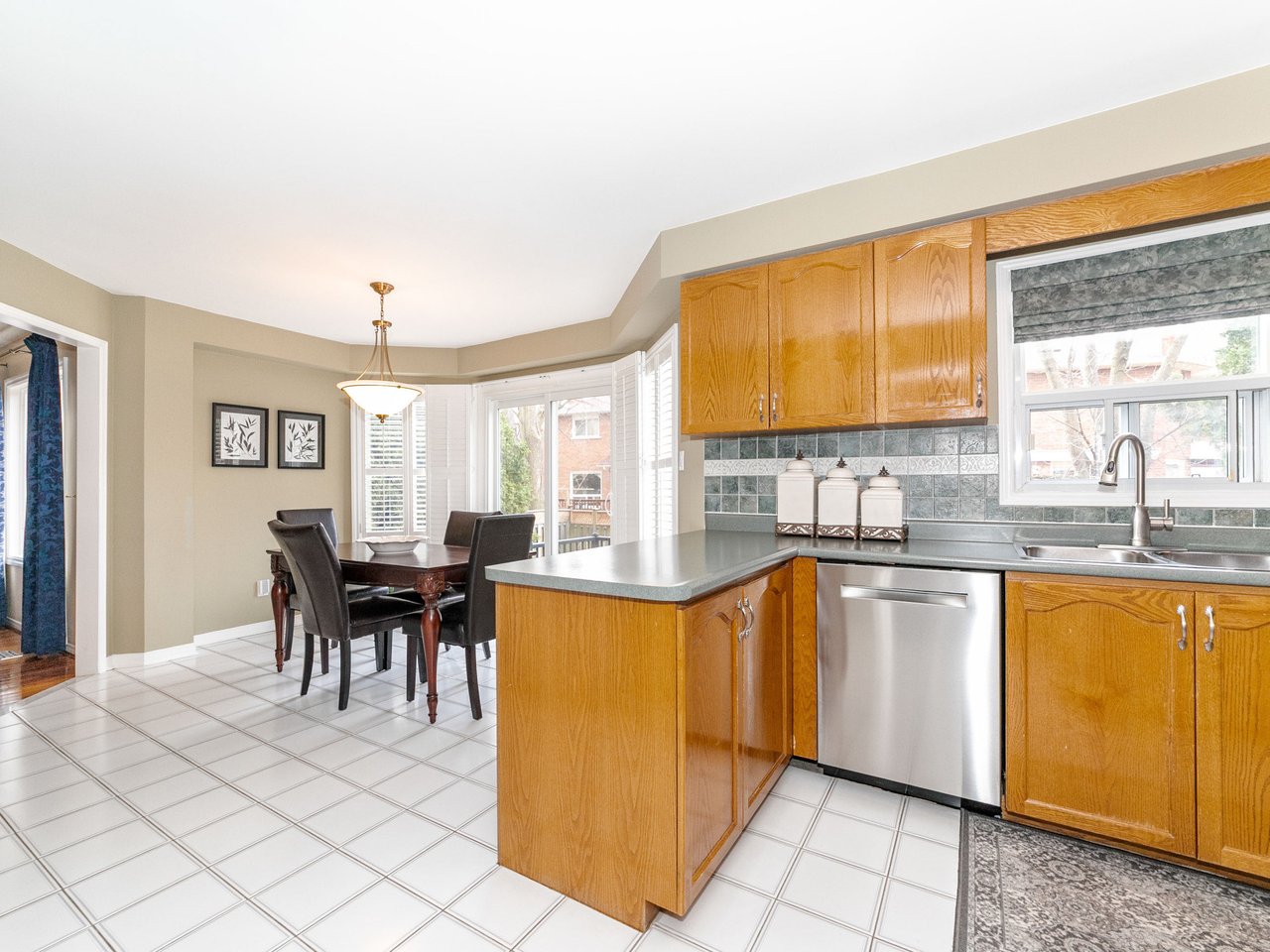 49 Lagani Avenue