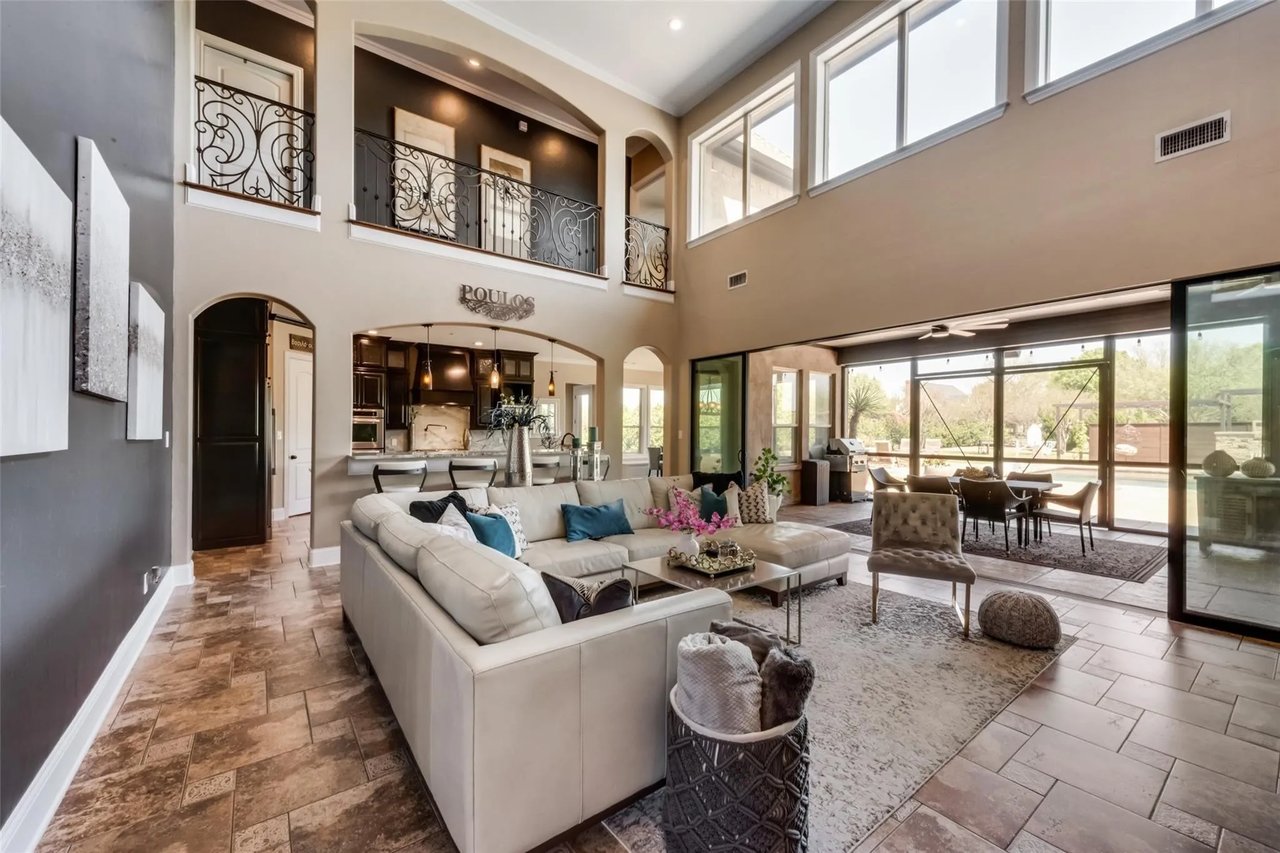 2 Brockfield Ct