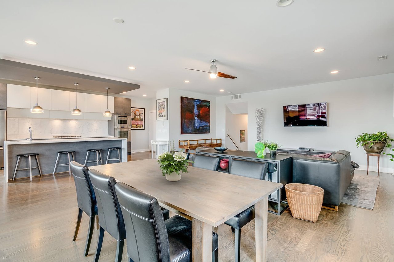 Just Listed | 1617 West Grand Avenue #3E for $659,900
