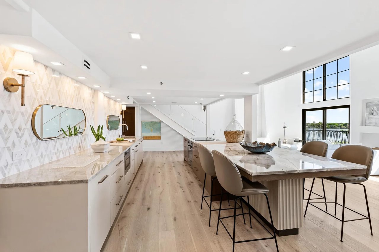 101 N Clematis Street, 412