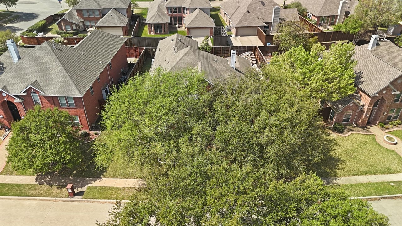 305 Brushy Creek Trail