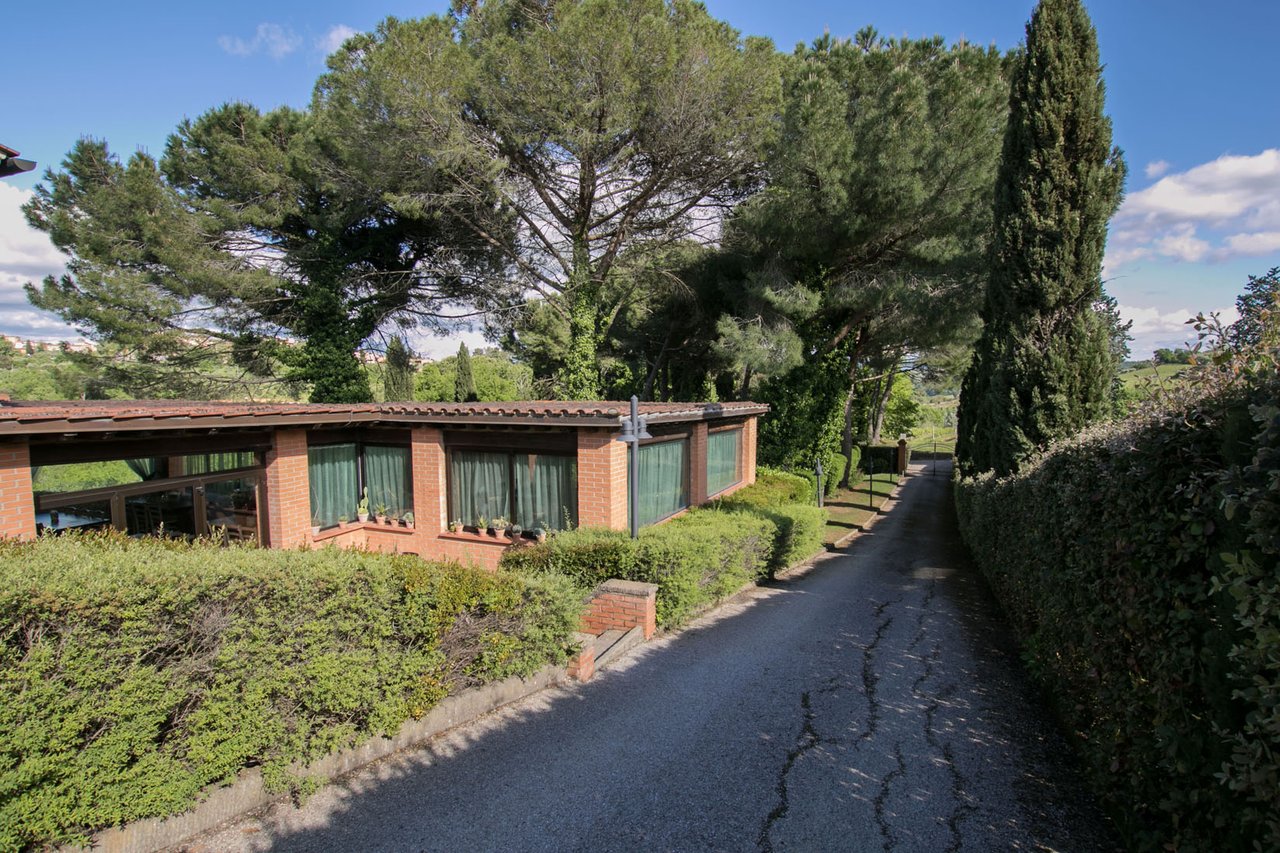 LE 14 TORRI