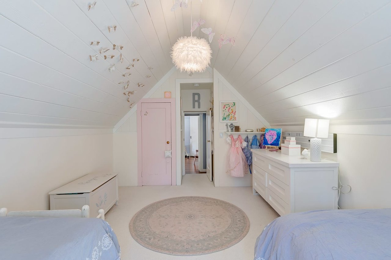 1408 Sir Francis Drake Blvd, San Anselmo