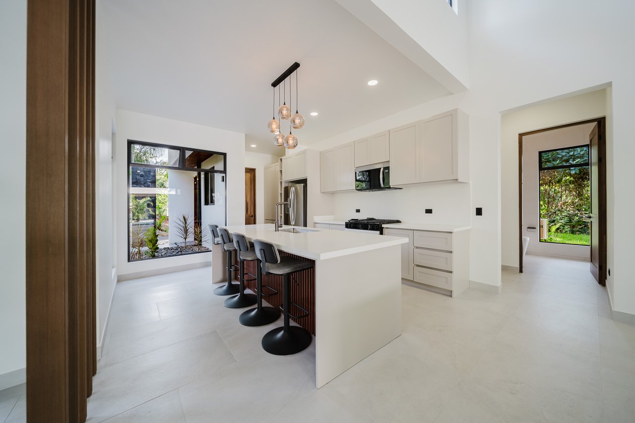 Casa Escondida Contemporary Villa with Guest Suite