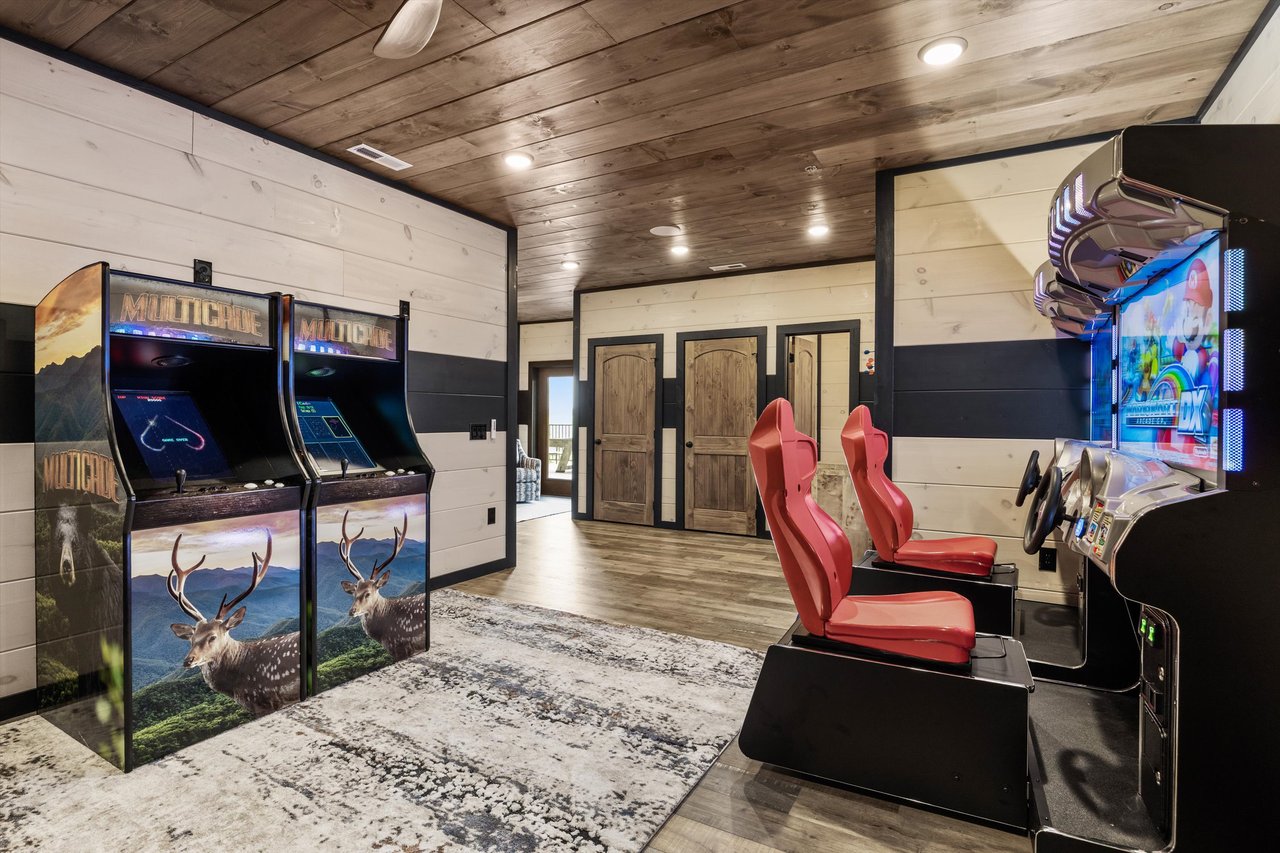 1362 Rambling Creek Way