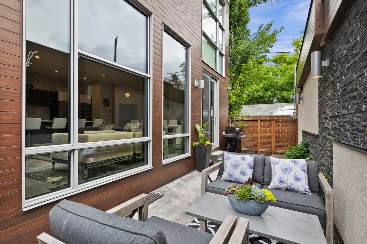 408 13 Street NW Unit: 3