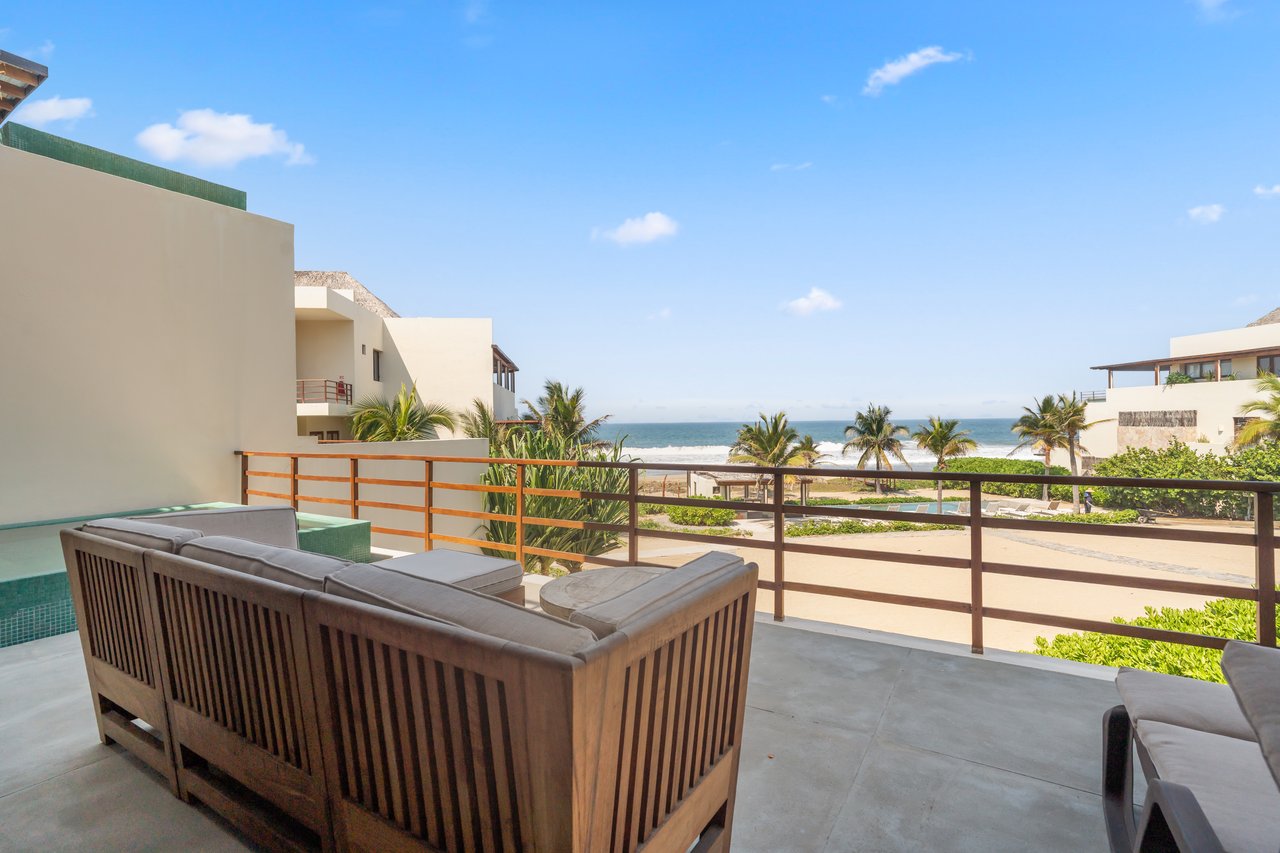 Marea Beachfront Villa B9