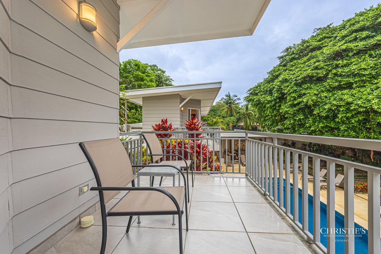 Uvita Paradise Hotel – Walk-to-Beach Boutique Hospitality Opportunity
