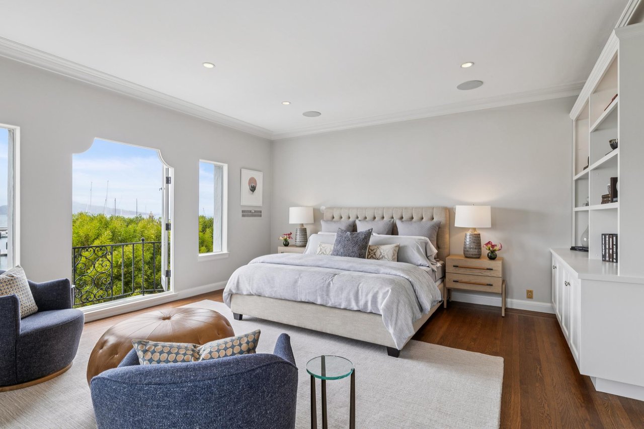 Historic Marina Boulevard Property with Stunning Views