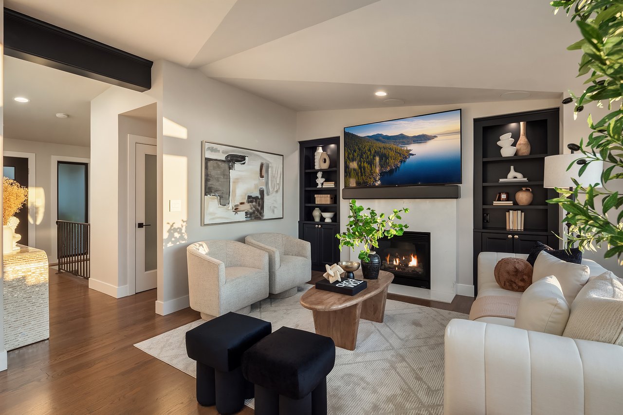 10517 NE 46th Street