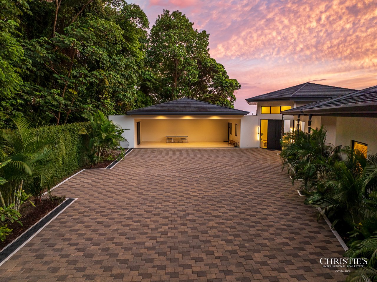 Luxury Estate in Escaleras- incredible ocean views 5.5 Acres