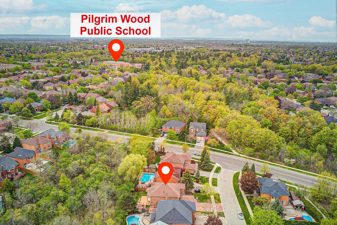 1126 Berkshire Crt