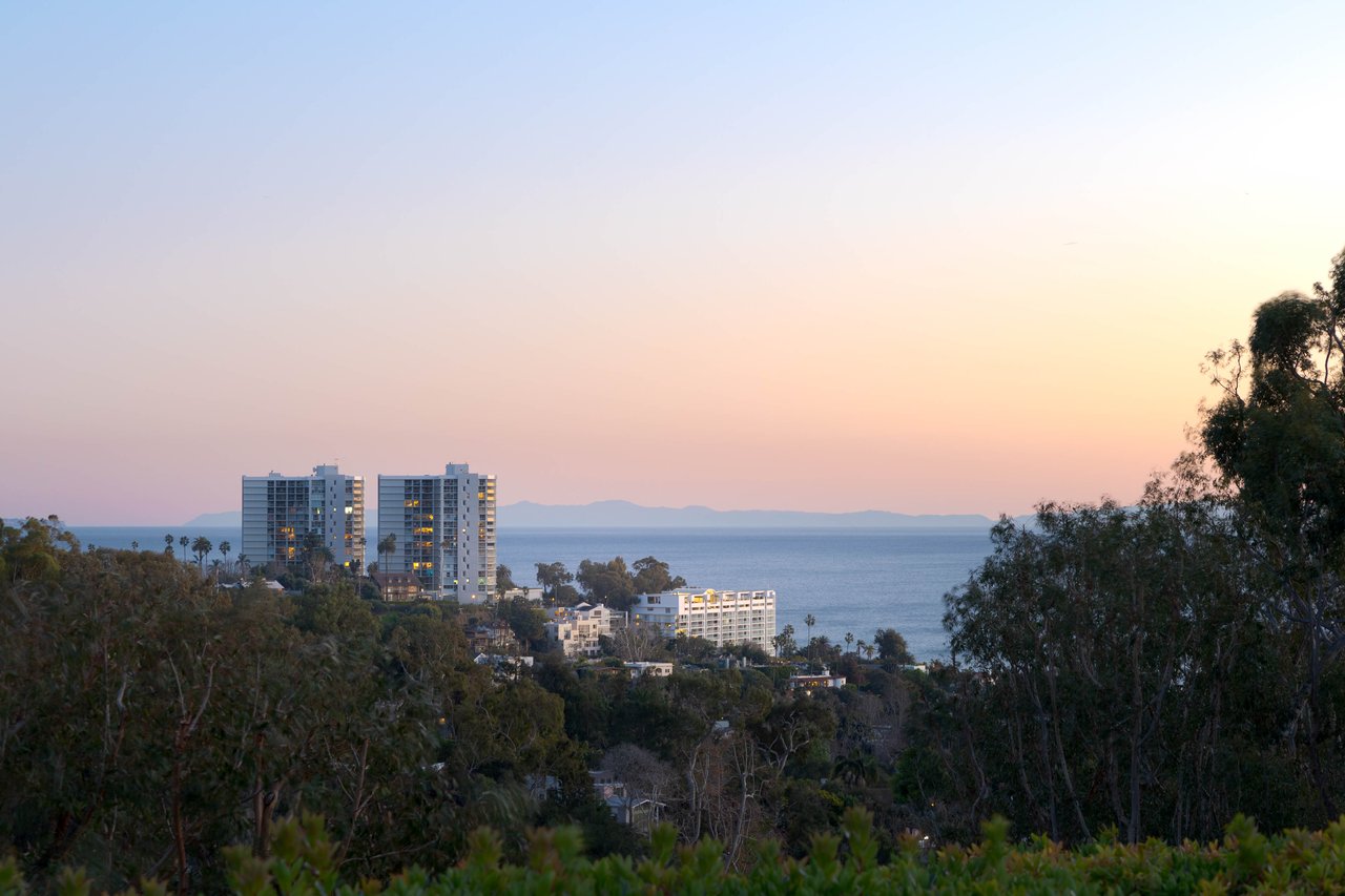 652 Chautauqua Blvd, Pacific Palisades 