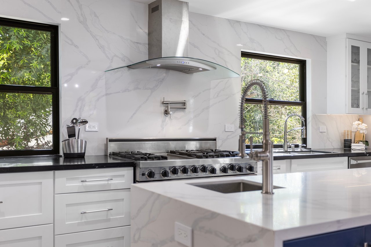 14275 Saratoga Avenue, Saratoga
