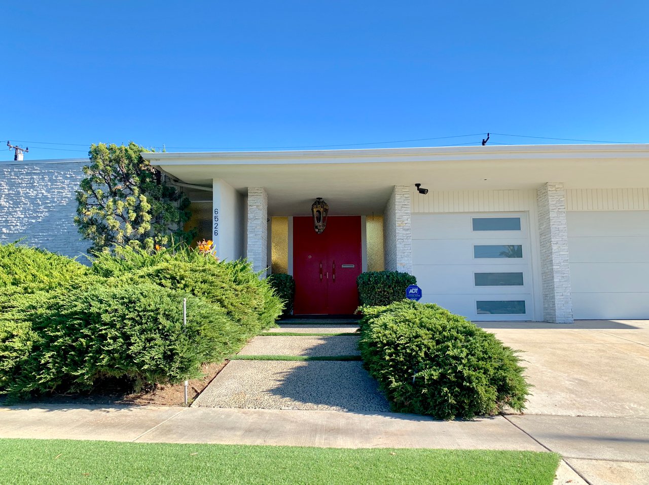 Is Now a Good Time to Buy a Home in Ladera Heights?