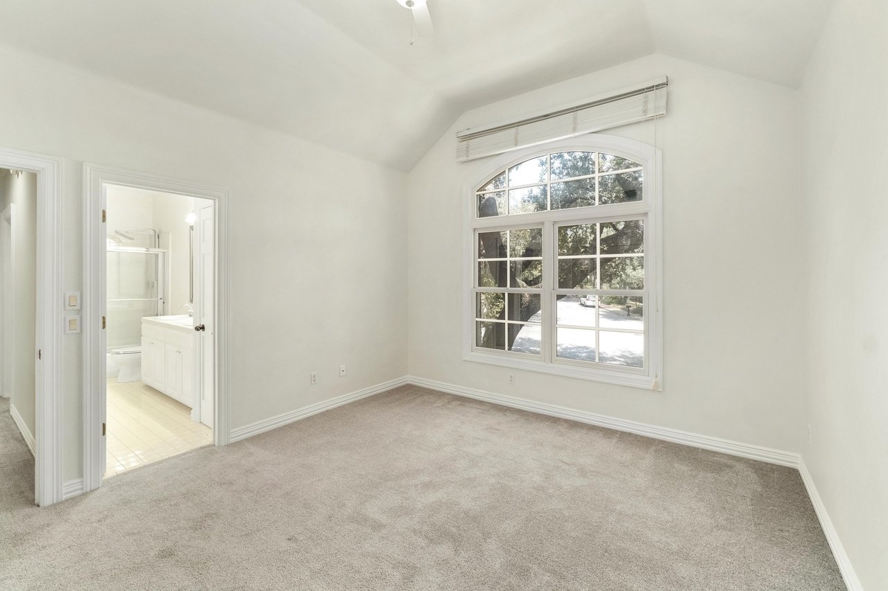 2900 Meandering River Court