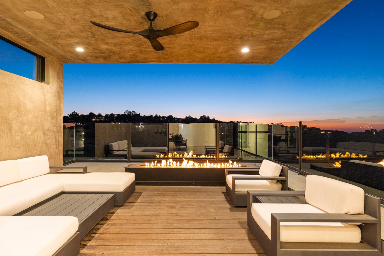4573 Greenview Drive