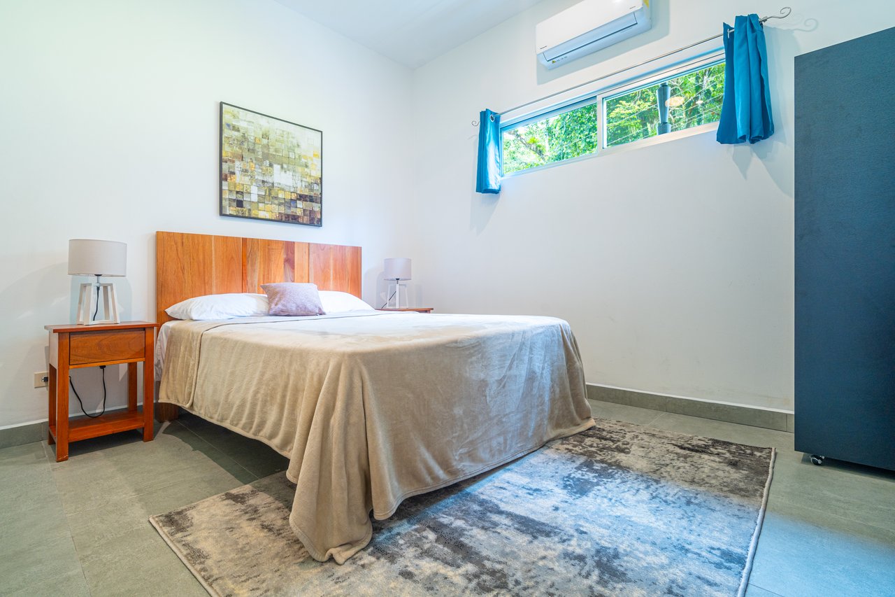 Brand New Home! Nature Lovers Escape by Uvita's Bamboo Forest and Swimming Holes