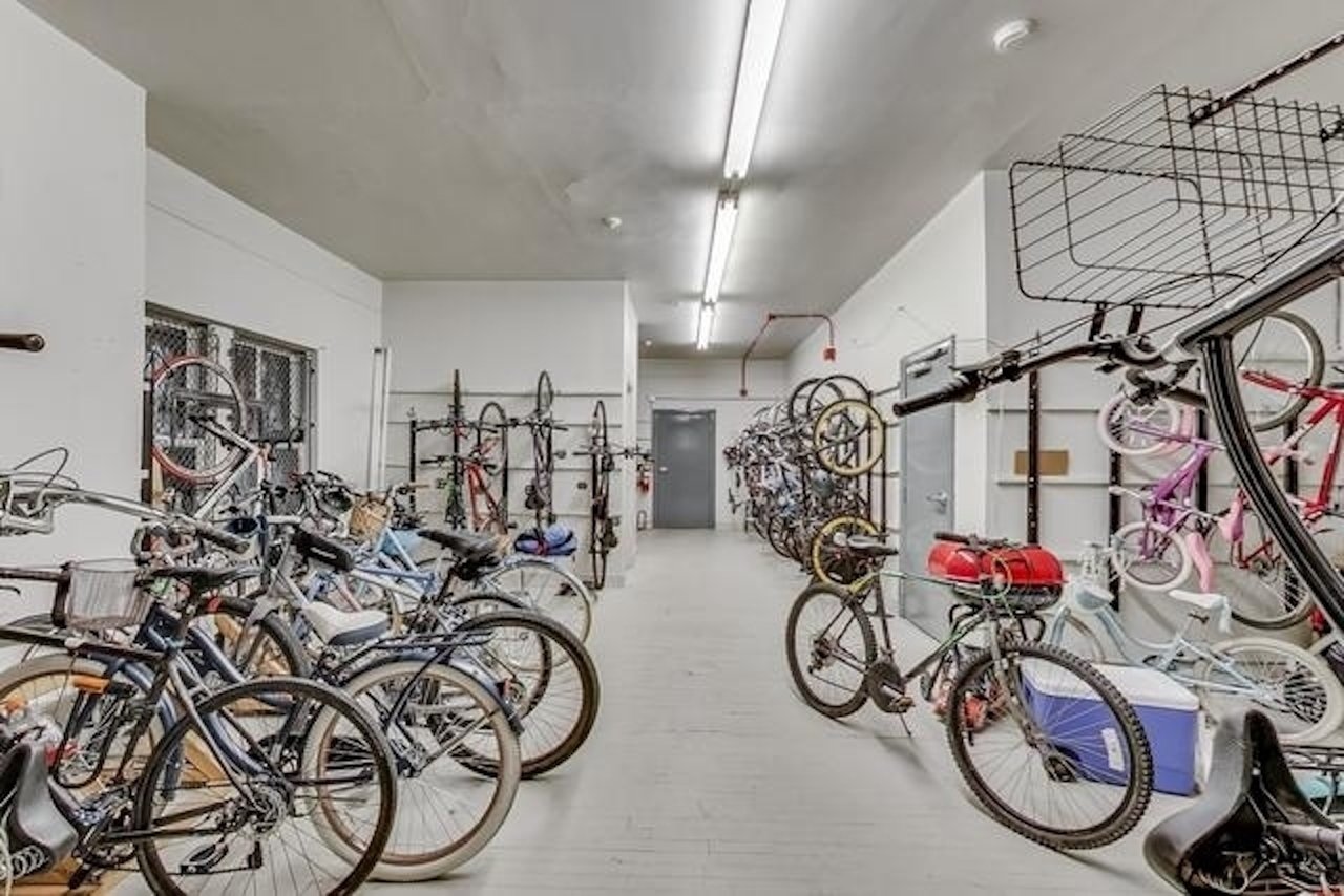 415 W Aldine Ave Unit 2A