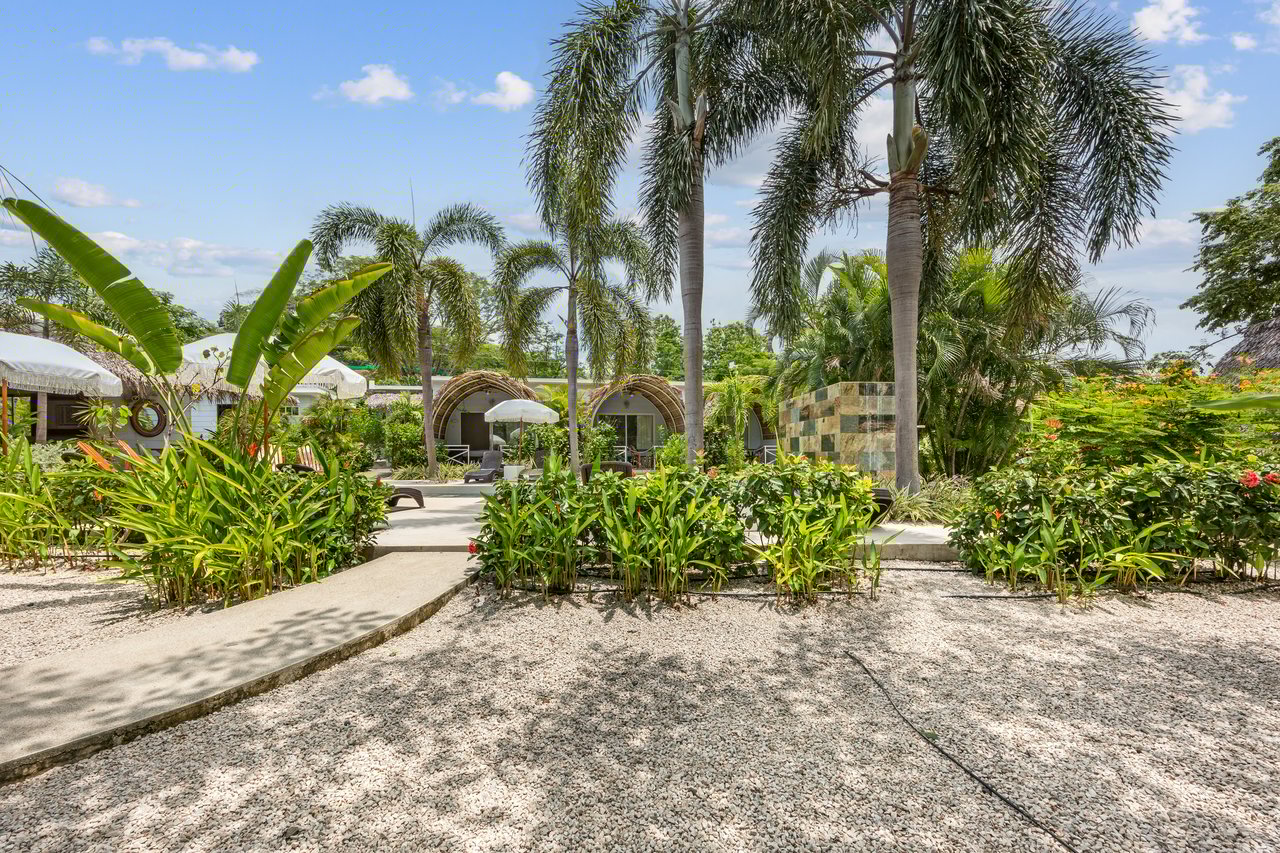 Les Voiles Blanches + Casa Estrella & Lot ,Villa Real, Guanacaste