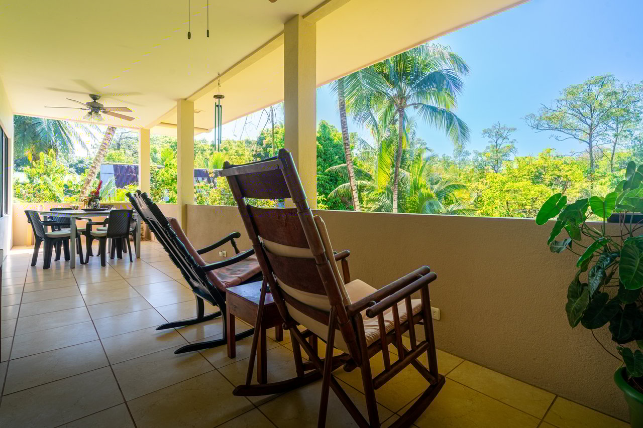 Casa Brisa de La Playa, 2 Bedroom Home Just Steps From the Beach!