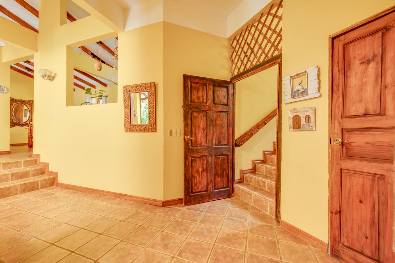 Casa Marazul | Ocean-View 5-Bedroom Home with Guest House & Infinity Pool near Playa Prieta