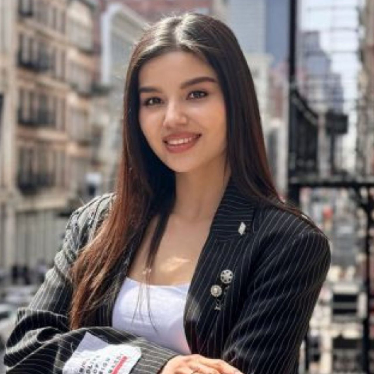 Rukhsorakhon Sattorova New York, NY Real Estate Agent Headshot