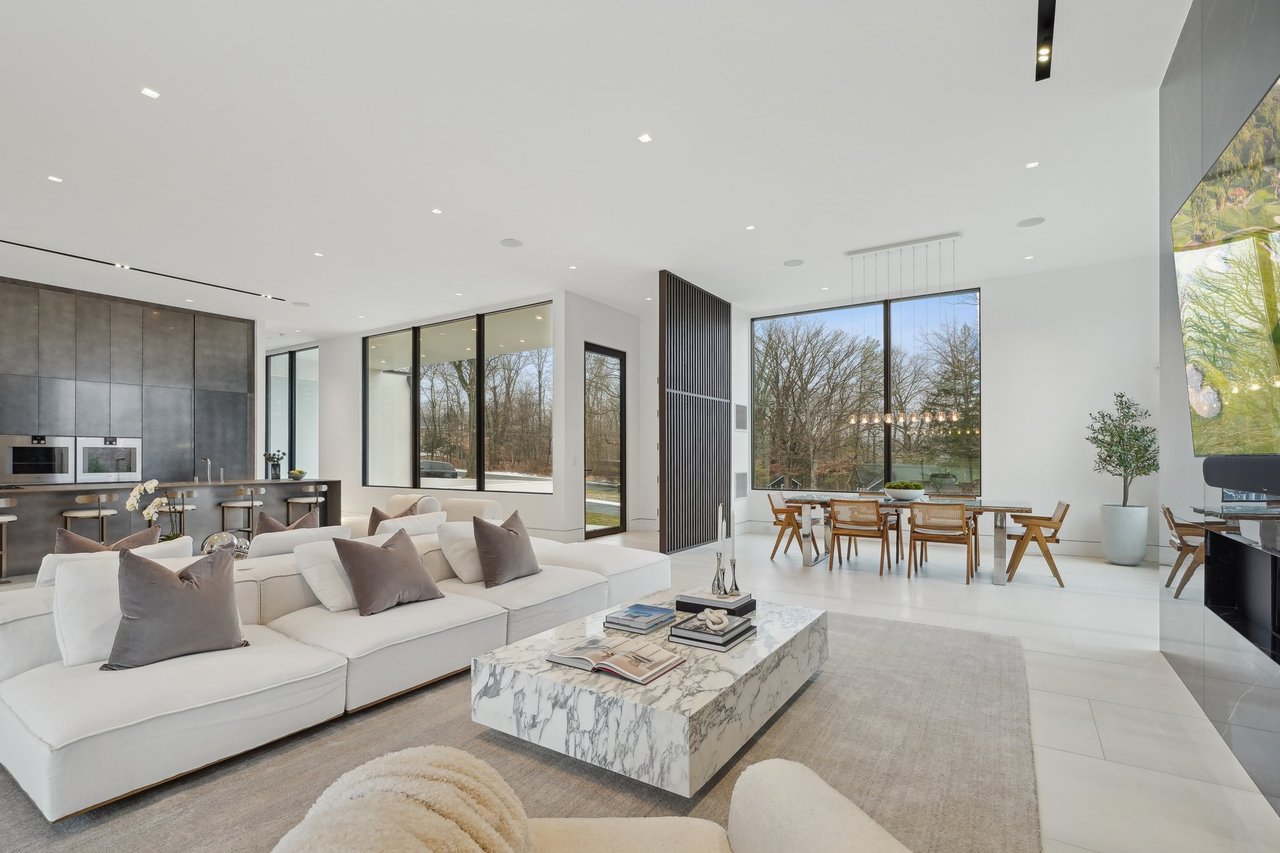 62 Geiger Ln Warren, NJ 07059