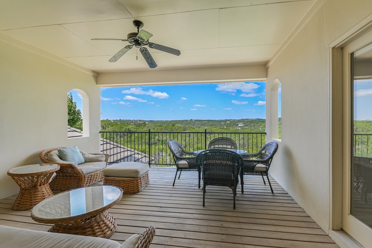 1812 Chalk Rock Cove