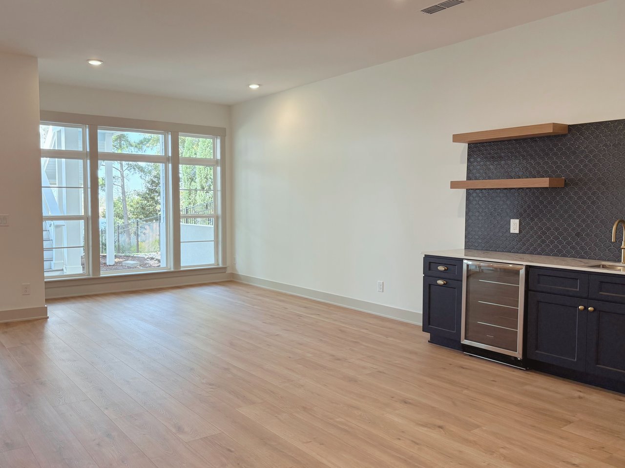 2777 Alvernia Drive