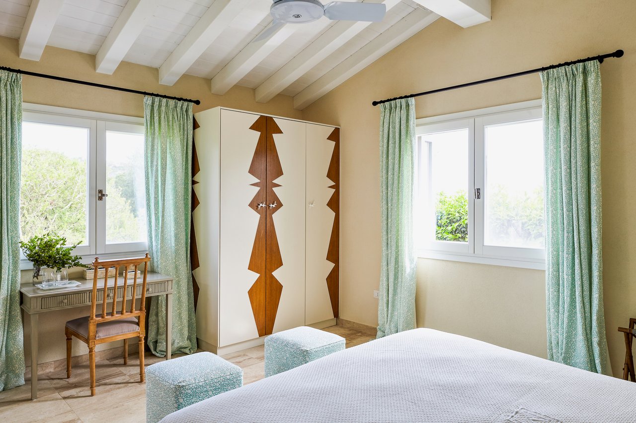 Breathtaking Beachfront Vacation Villa