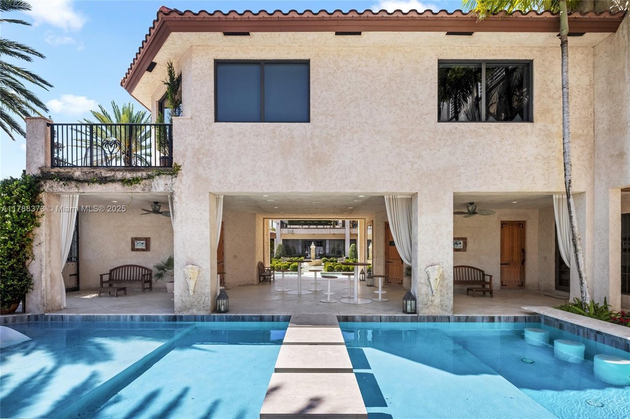 600 Isle Of Palms Dr