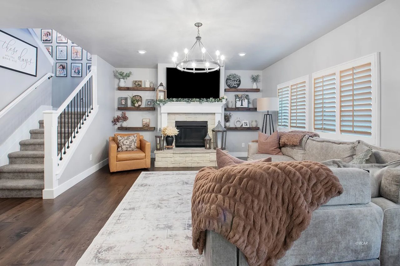 2030 Eagle Ridge Loop