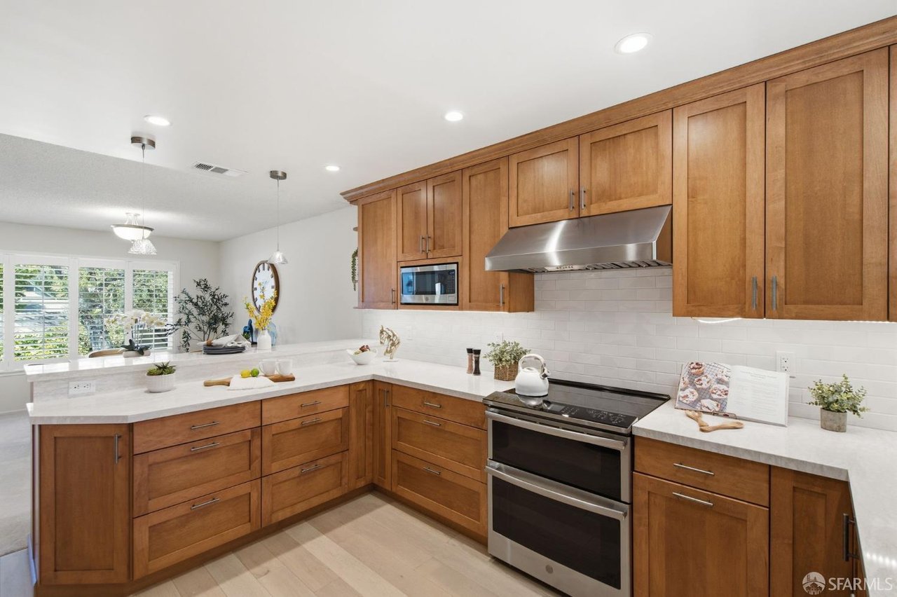 3136 Rossmoor Parkway #5