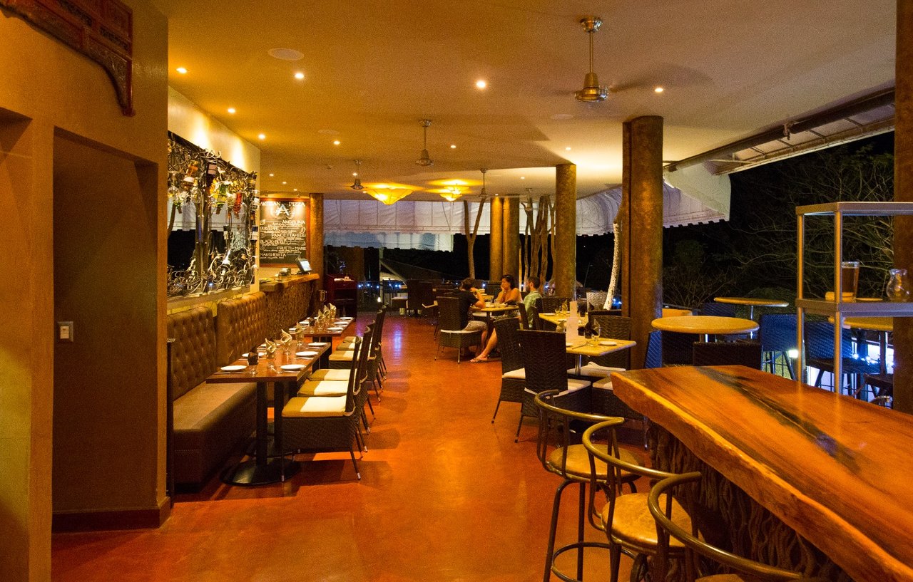 Angelinas Restaurant | Restaurant for Sale – Prime Location in Playa Flamingo, Costa Rica