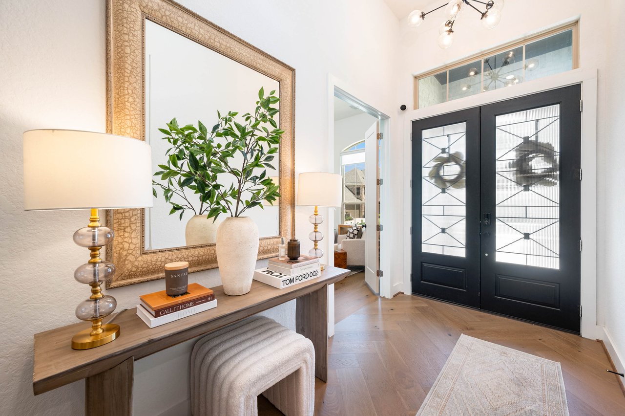 10039 Sarah Place