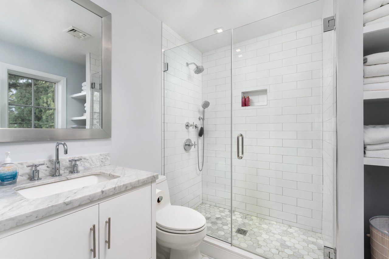 Southampton Village Summer Rental with Tennis / Pool