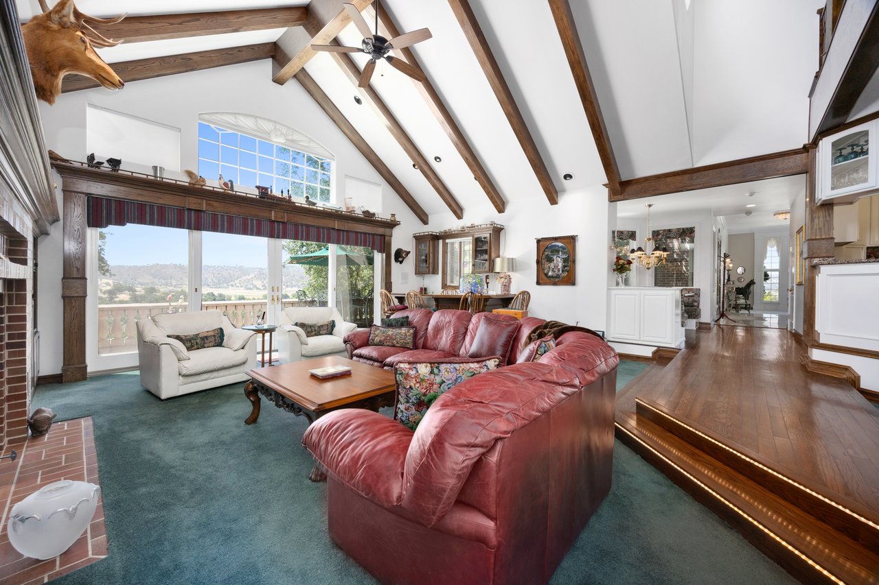 24120 Martingale Way 