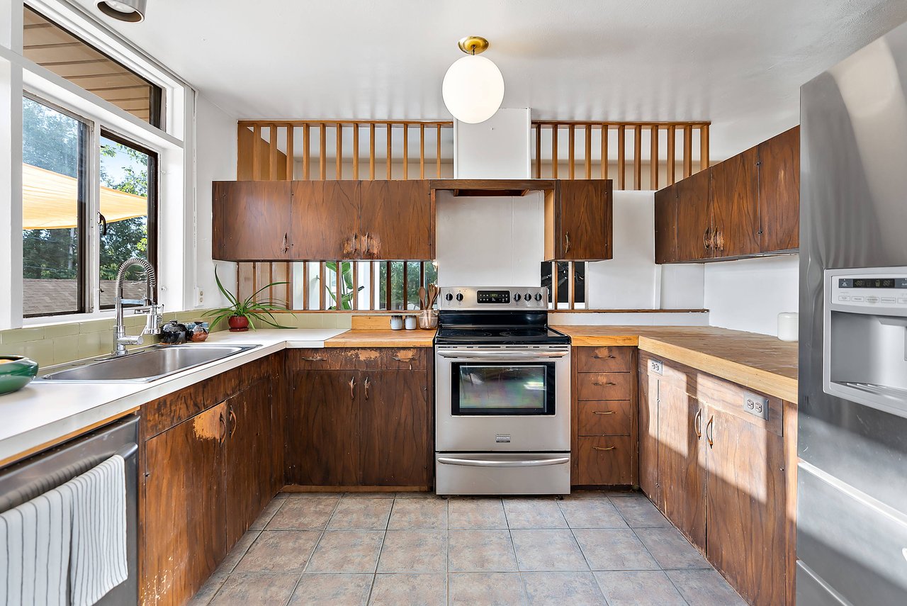 980 W 99th Ave
