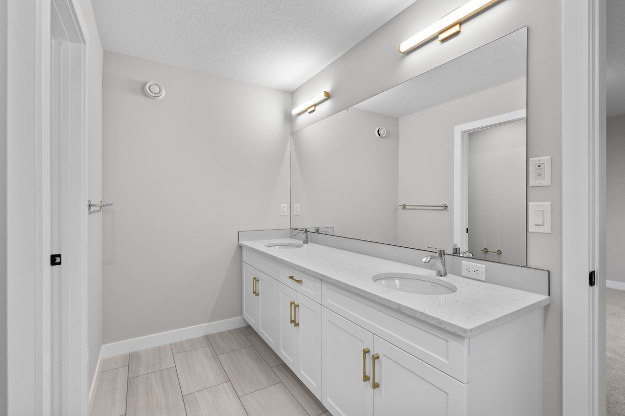 151 Belvedere Crescent SE