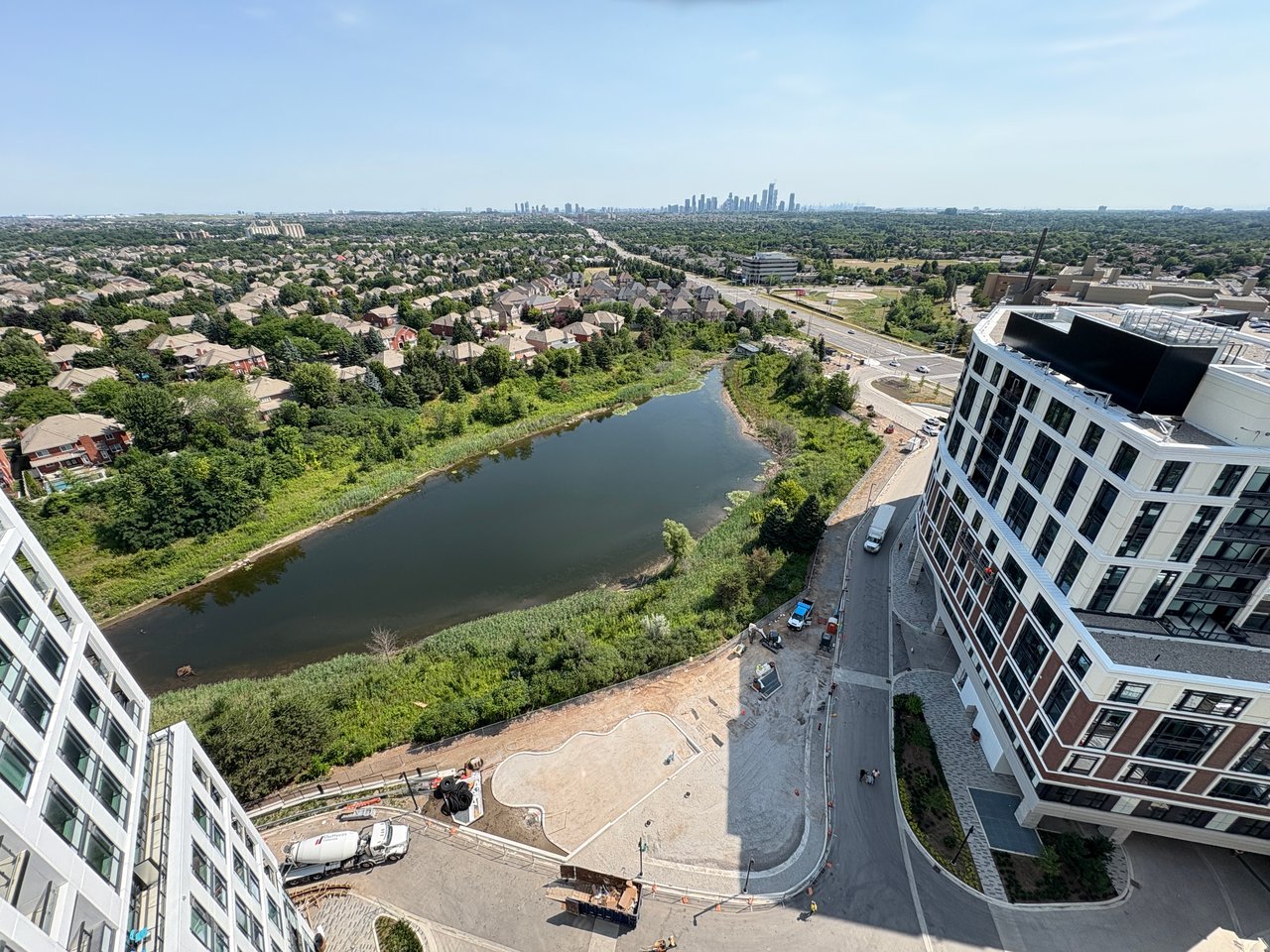 2495 Eglinton Avenue W Unit: 1703