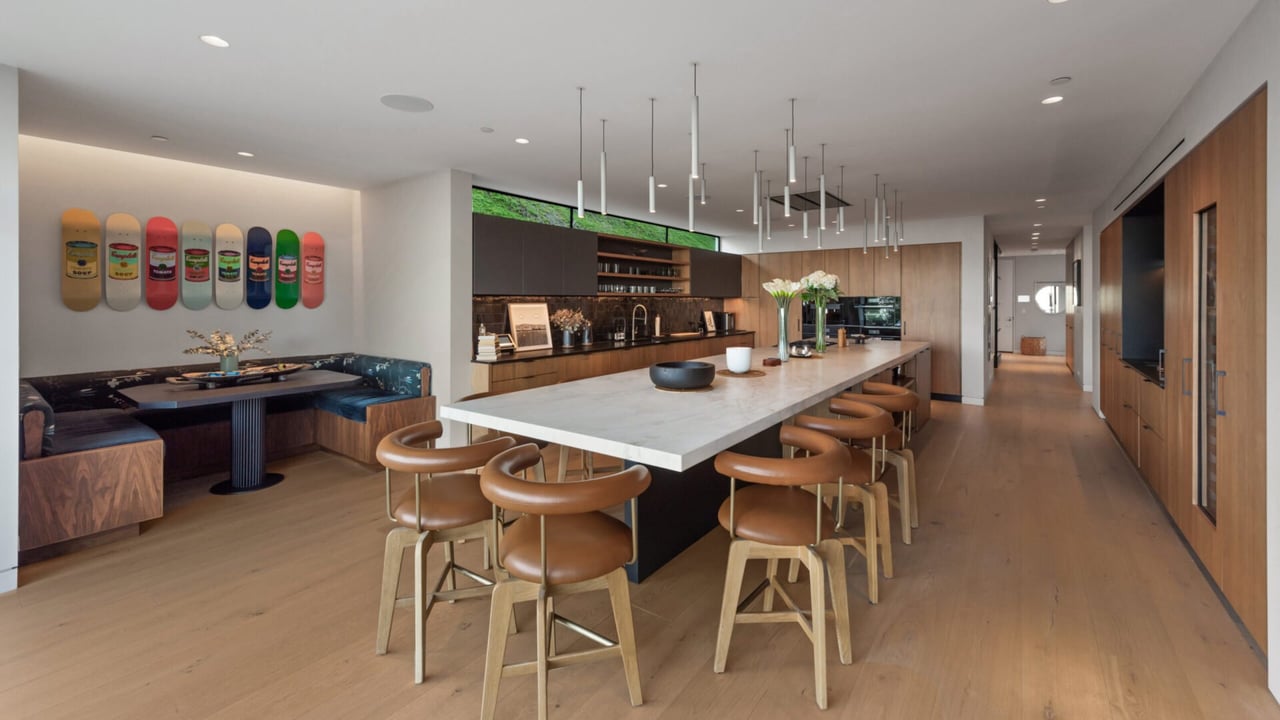 530 Leslie Lane