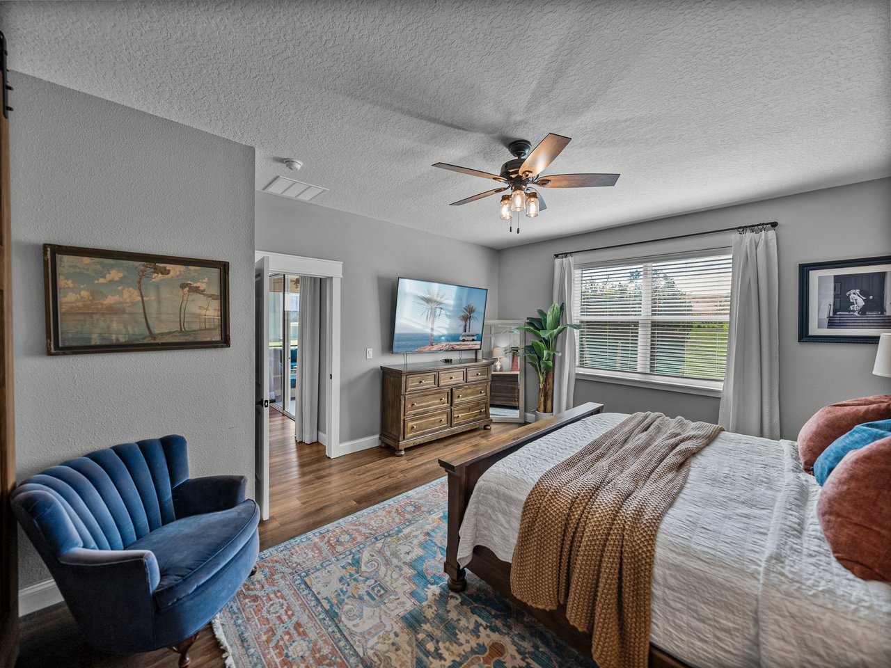 12492 EASTPOINTE DR