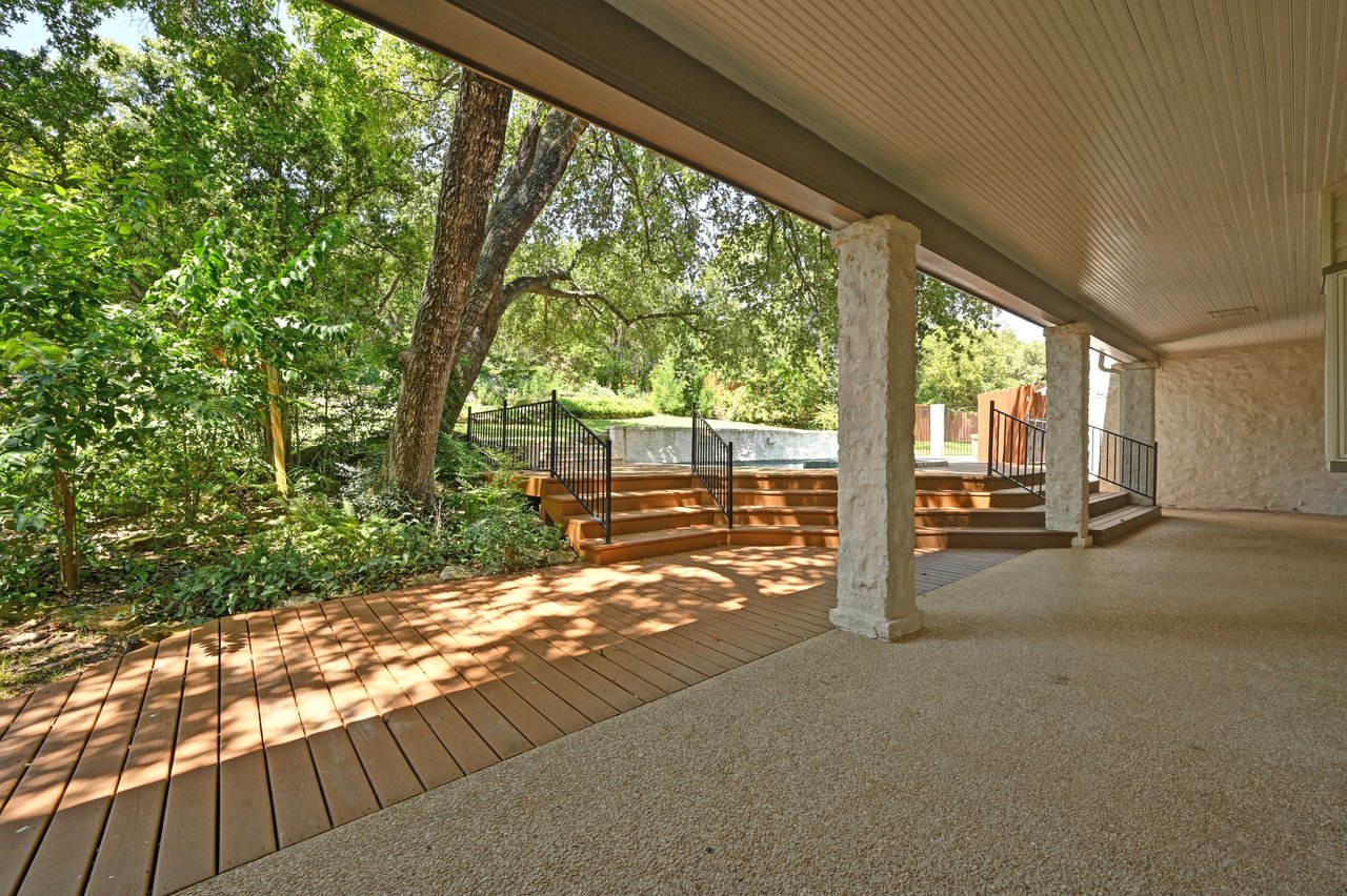 4207 Bennedict Lane