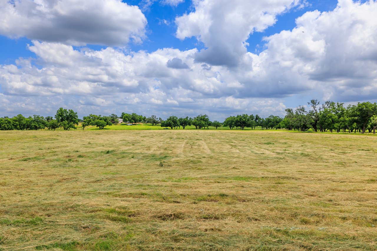 Live Oak Creek Ranch 